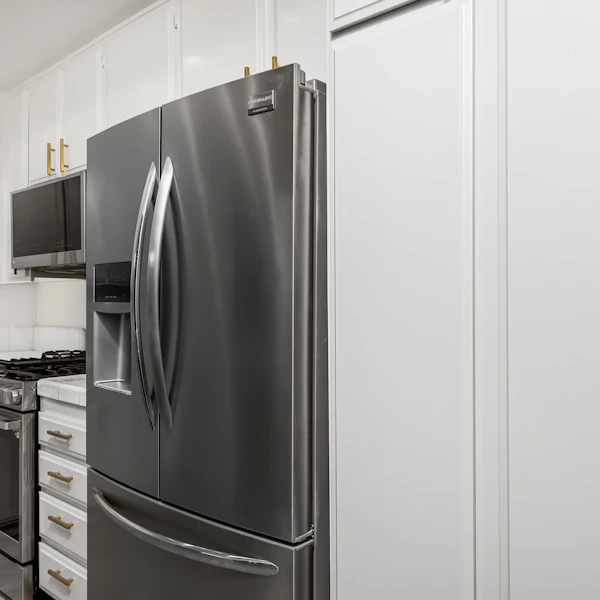 Stainless steel French door refrigerator